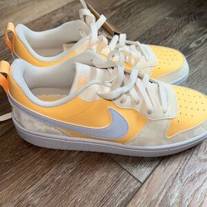 NWT Nike Court Borough Shoes Size 7Y
